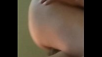 Траха с шикарными грудями: голенькая девчоночка извратила парнишку